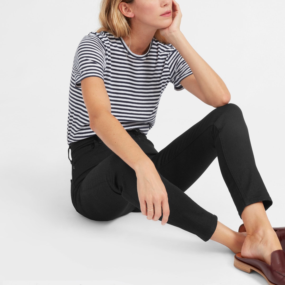 Everlane's leggings are finally here and you won't believe the